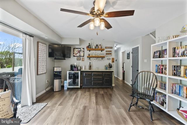 2 YALE RD, Marlton, NJ 08053