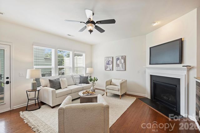 6408 Silver Star Lane, Charlotte, NC 28210