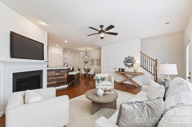 6408 Silver Star Lane, Charlotte, NC 28210