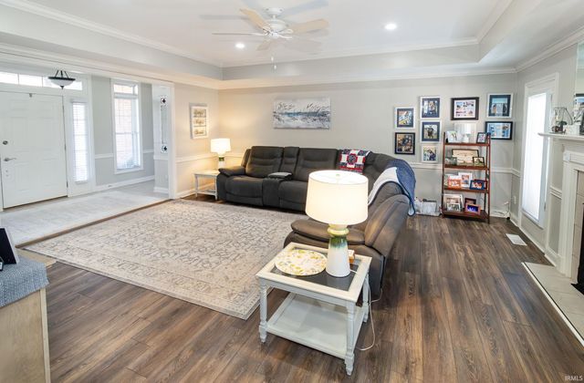 3034 Birdie Circle, Evansville, IN 47725