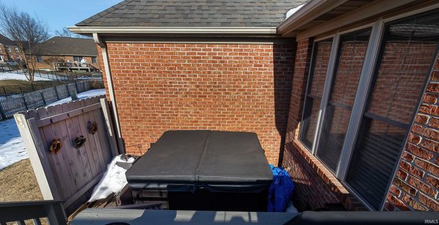 3034 Birdie Circle, Evansville, IN 47725