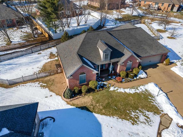 3034 Birdie Circle, Evansville, IN 47725