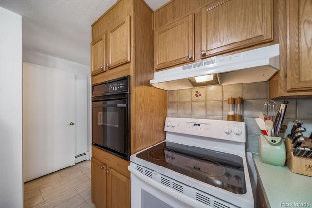 8070 Greenwood Court, Denver, CO 80221