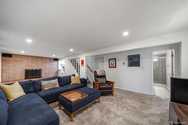 8070 Greenwood Court, Denver, CO 80221