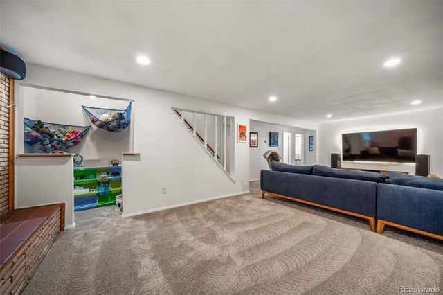 8070 Greenwood Court, Denver, CO 80221