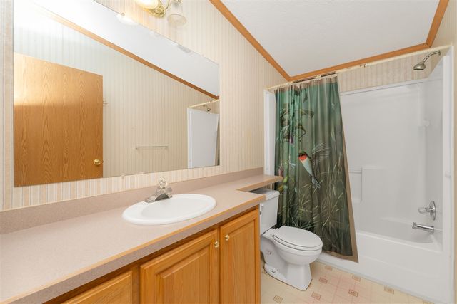 2841 Hammond Road, Hastings, MI 49058