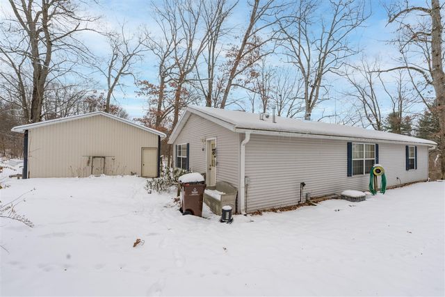 2841 Hammond Road, Hastings, MI 49058