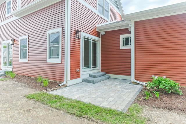 637 E Lincolnway, Mishawaka, IN 46544