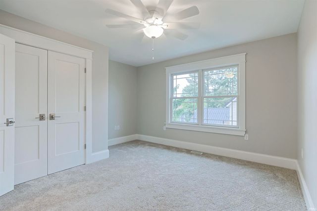 637 E Lincolnway, Mishawaka, IN 46544