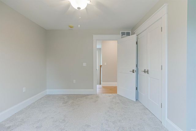 637 E Lincolnway, Mishawaka, IN 46544