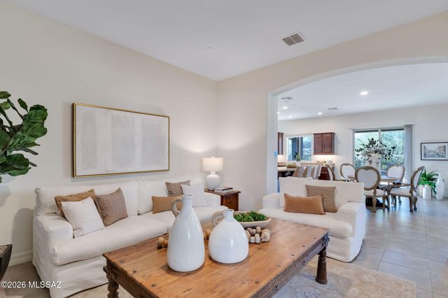 964 W Golden Barrel Court, Tucson, AZ 85755