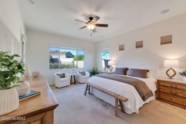 964 W Golden Barrel Court, Tucson, AZ 85755