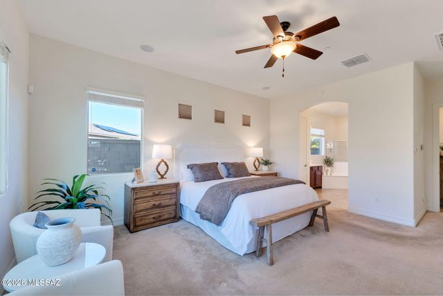 964 W Golden Barrel Court, Tucson, AZ 85755