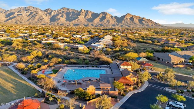 964 W Golden Barrel Court, Tucson, AZ 85755