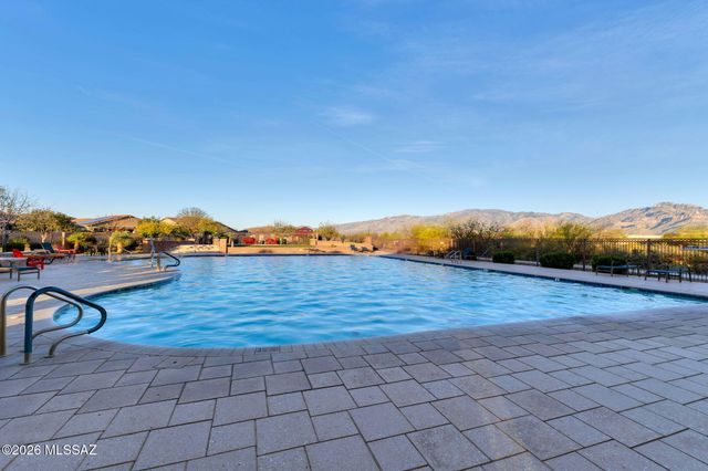 964 W Golden Barrel Court, Tucson, AZ 85755