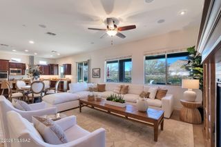 964 W Golden Barrel Court, Tucson, AZ 85755