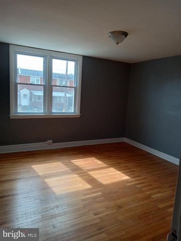 123 SPRING VALLEY RD, Darby, PA 19023