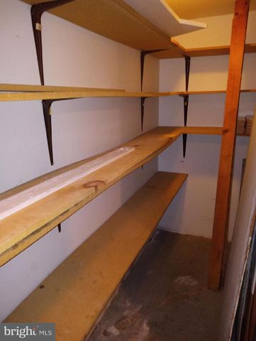 123 SPRING VALLEY RD, Darby, PA 19023