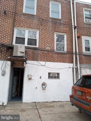 123 SPRING VALLEY RD, Darby, PA 19023