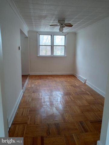 123 SPRING VALLEY RD, Darby, PA 19023