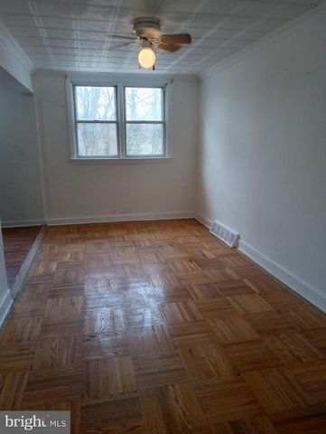 123 SPRING VALLEY RD, Darby, PA 19023