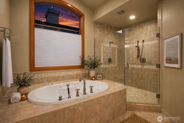 2457 204th Terrace NE, Sammamish, WA 98074