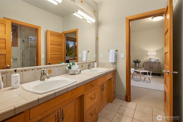 2457 204th Terrace NE, Sammamish, WA 98074