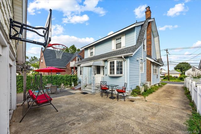42 N Corona Avenue, Valley Stream, NY 11580