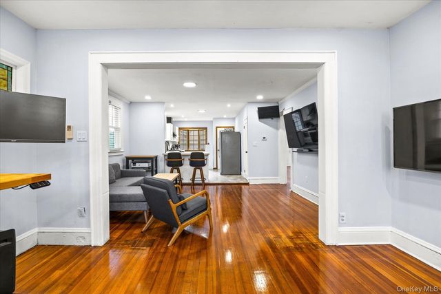 42 N Corona Avenue, Valley Stream, NY 11580