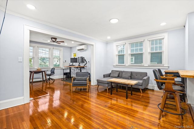 42 N Corona Avenue, Valley Stream, NY 11580