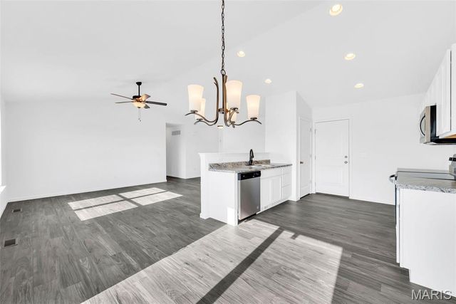 167 Bombadill Boulevard, Wright City, MO 63390