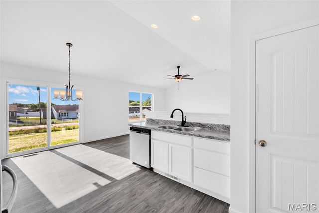 167 Bombadill Boulevard, Wright City, MO 63390
