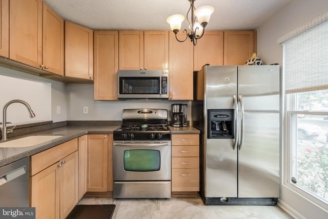 6500 OLD CARRIAGE DR, Alexandria, VA 22315