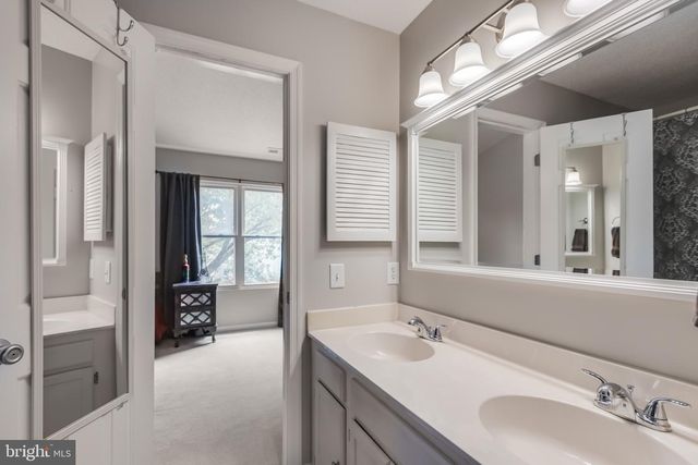 6500 OLD CARRIAGE DR, Alexandria, VA 22315