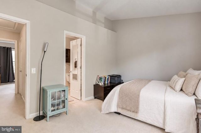 6500 OLD CARRIAGE DR, Alexandria, VA 22315