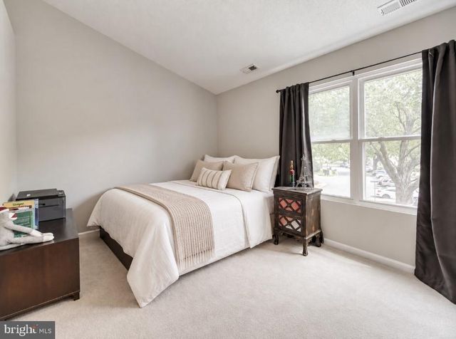 6500 OLD CARRIAGE DR, Alexandria, VA 22315