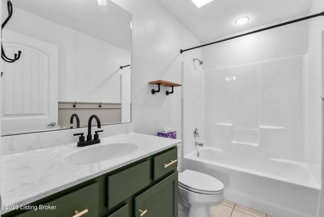 4022 Emerald Spring Pl, Louisville, KY 40245