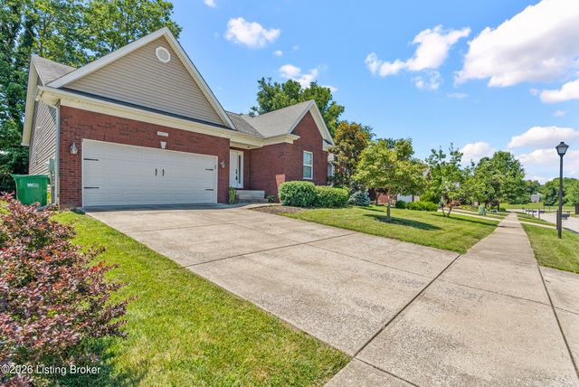 4022 Emerald Spring Pl, Louisville, KY 40245
