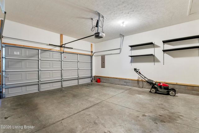 4022 Emerald Spring Pl, Louisville, KY 40245