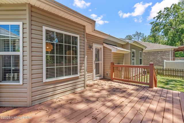 4022 Emerald Spring Pl, Louisville, KY 40245