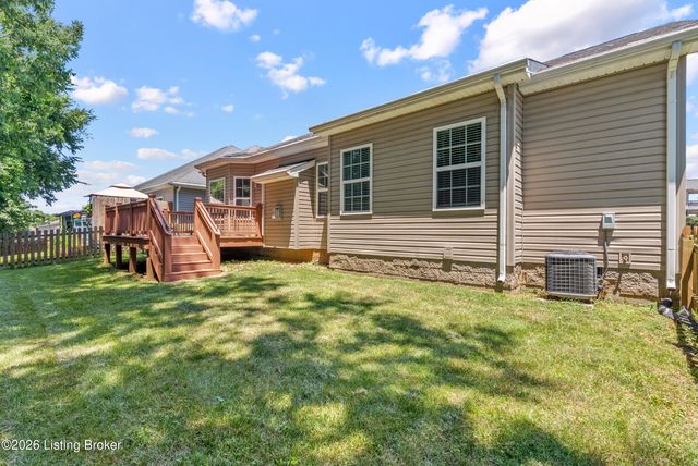 4022 Emerald Spring Pl, Louisville, KY 40245