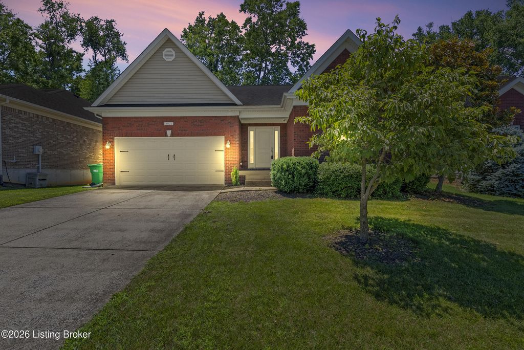 4022 Emerald Spring Pl, Louisville, KY 40245