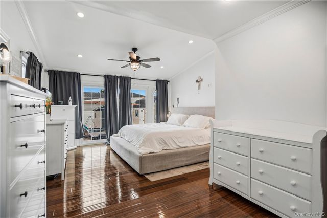 101 Miramar Boulevard, Lindenhurst, NY 11757