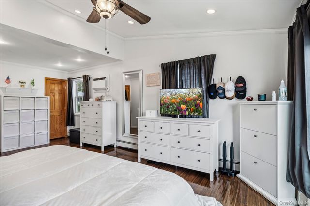 101 Miramar Boulevard, Lindenhurst, NY 11757