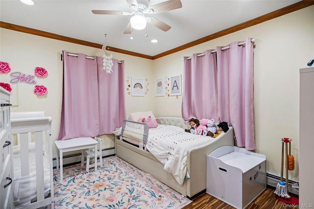 101 Miramar Boulevard, Lindenhurst, NY 11757