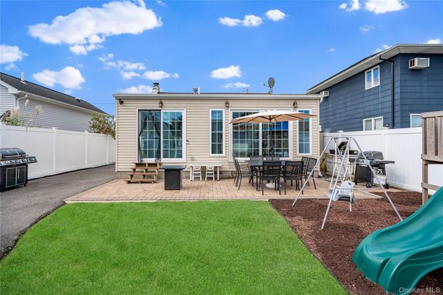 101 Miramar Boulevard, Lindenhurst, NY 11757