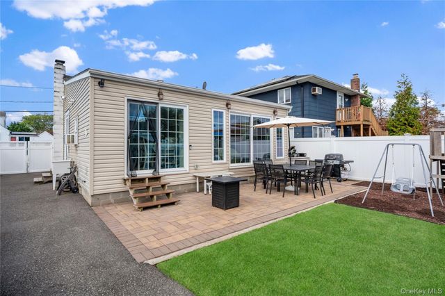 101 Miramar Boulevard, Lindenhurst, NY 11757