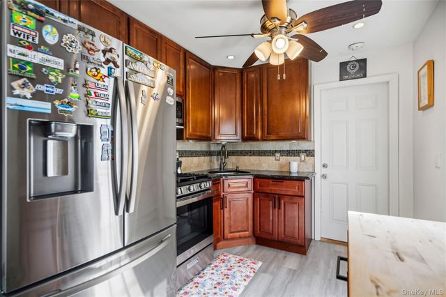 101 Miramar Boulevard, Lindenhurst, NY 11757