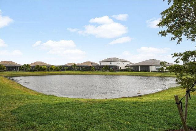 15906 TRADEWIND TERRACE, Lakewood Ranch, FL 34211