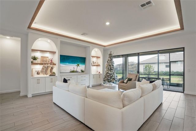 15906 TRADEWIND TERRACE, Lakewood Ranch, FL 34211